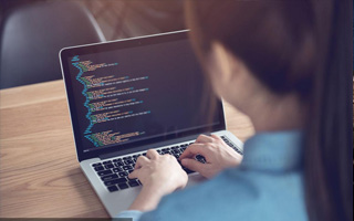 祁东 api php源码,下载的php源码怎么运行呢？